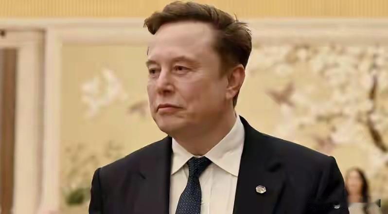 数万摩洛哥人涌向休达，让西班牙成为欧洲众矢之的！22国联名要求欧盟欧委会，采取紧