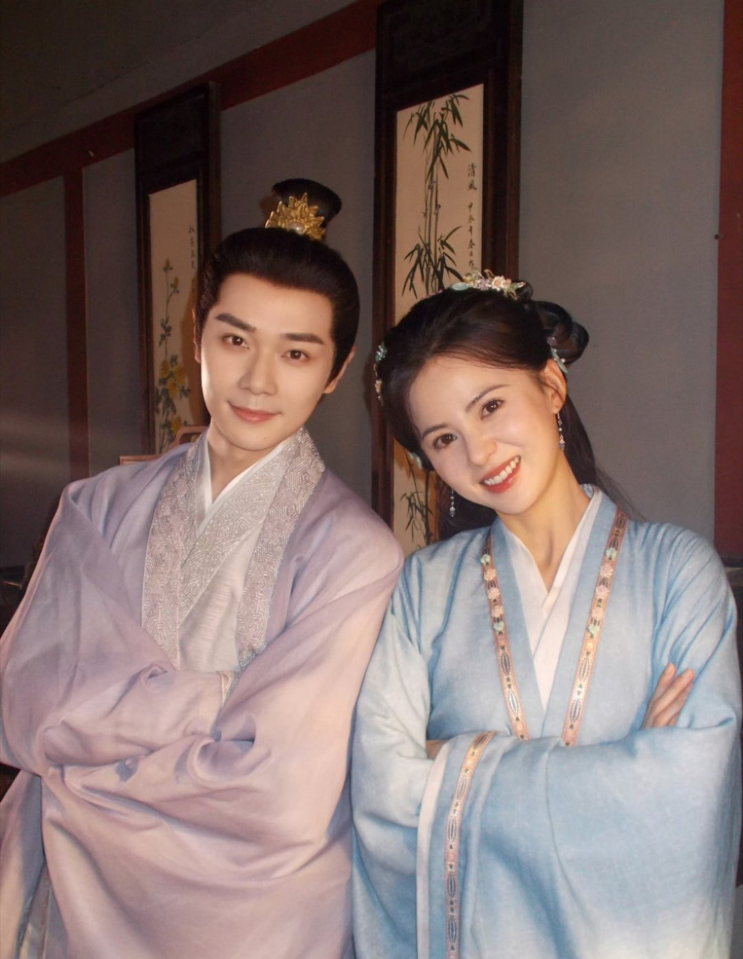 哎哟，小情侣好甜蜜哦！团团追爱成功了恭喜！黄日莹下个角色见！