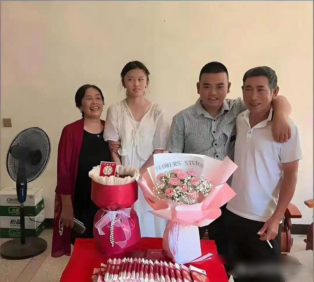 以后这样的订婚，只会越来越多