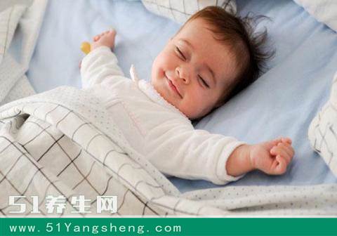 宝宝不肯睡觉? 教你这些哄睡方式