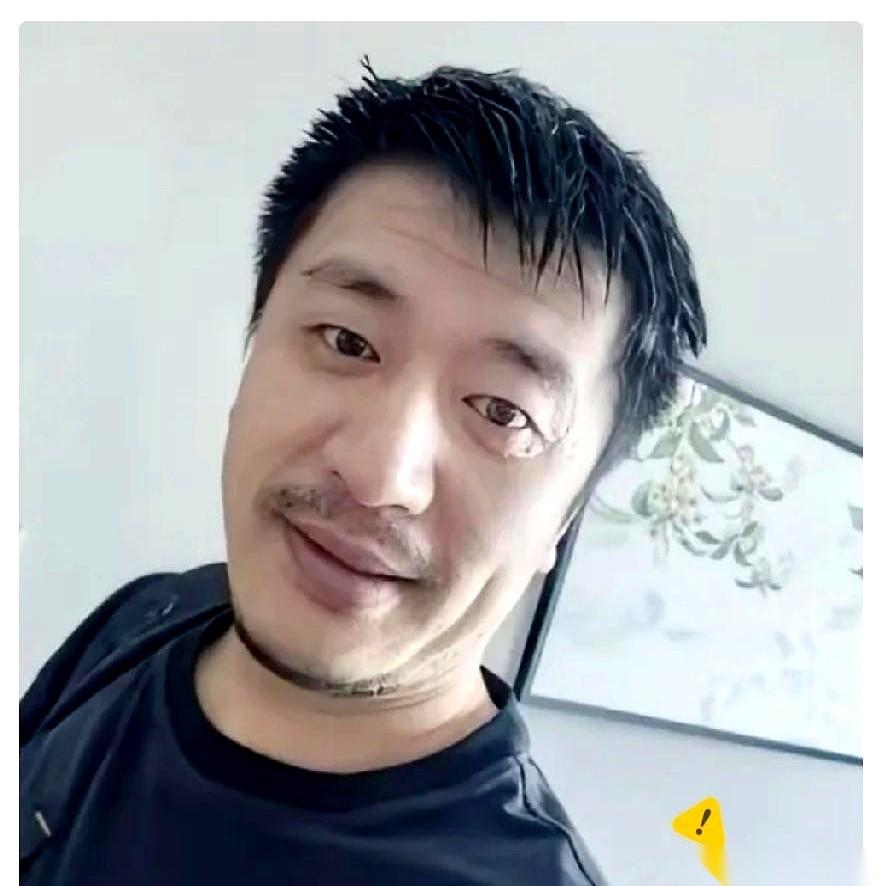 张雪峰那事儿一出来，我学医的朋友直接给我撂下一句话，吓得我一身冷汗。他说，