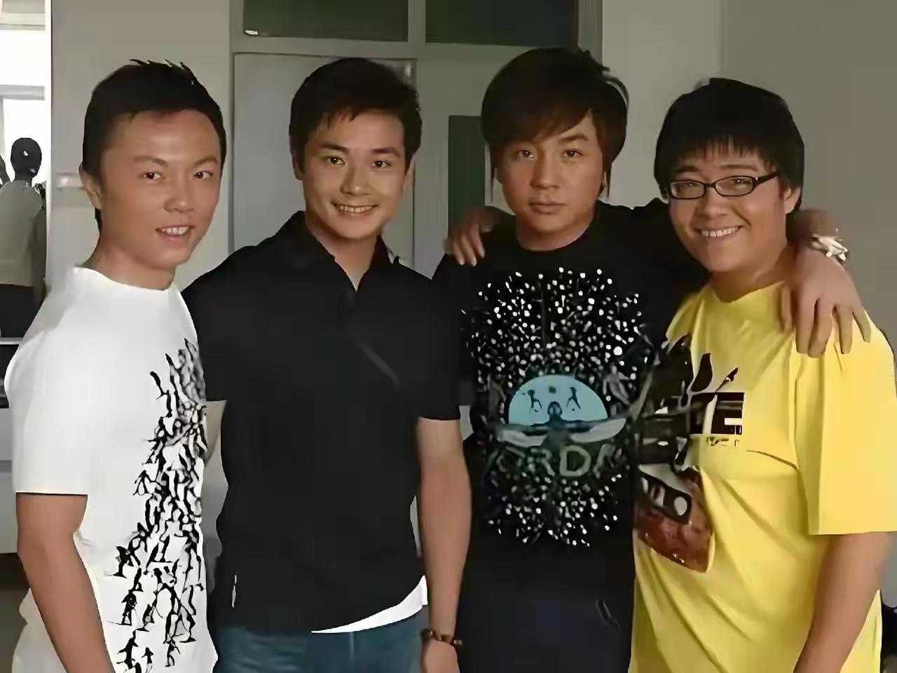 四位都是童星出道，认识谢苗是通过《给爸爸的信》，演了一个值得父母“信任”的小小