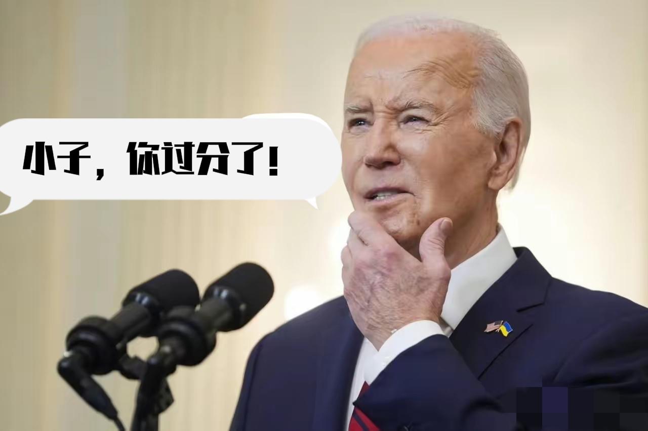 老拜登哭晕在厕所～根据美媒报道，白宫“总统荣誉长廊”上，拜登帅气的照片被换成自动