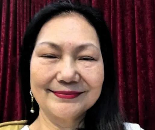 黄春梅受访谈俩女婿对待现前差别大网友热议6月19号黄春梅接受采访，只夸具俊晔