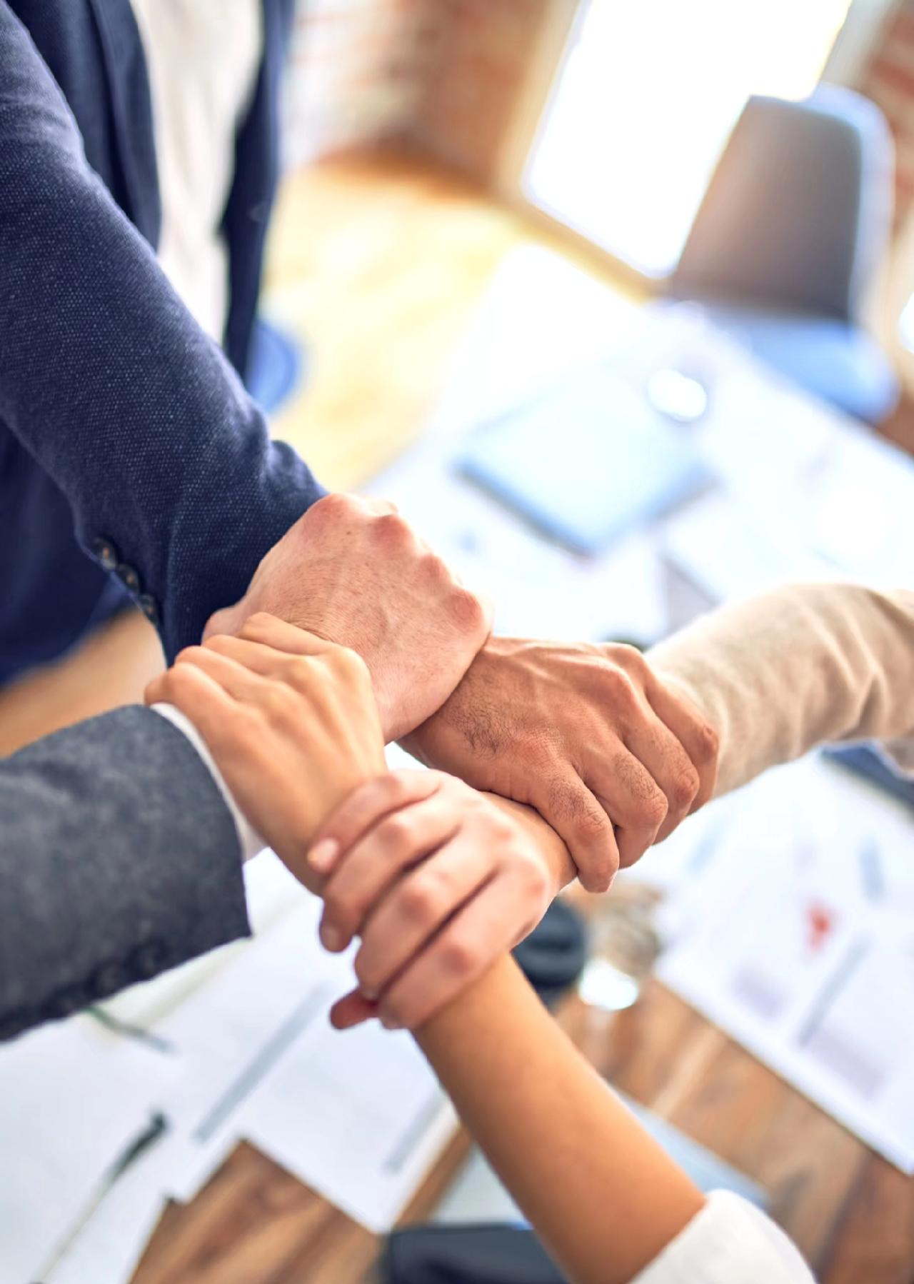 俄乌局势推动中国高端机床破局：四大行业迎新生此前，中国高端机床长期被德、日