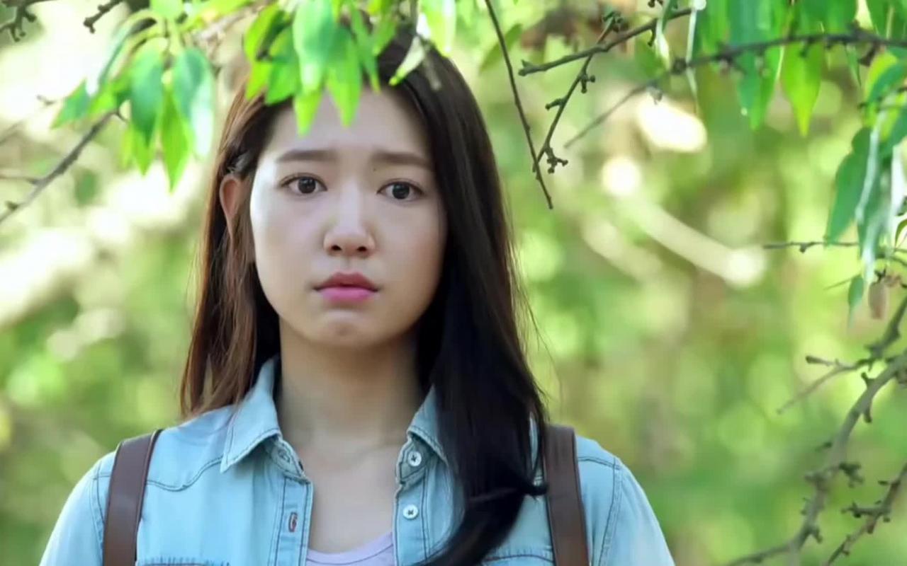 韩星朴信惠被曝又怀二胎了。近日，韩媒报道据相关人士透露，朴信惠怀上二胎了，预