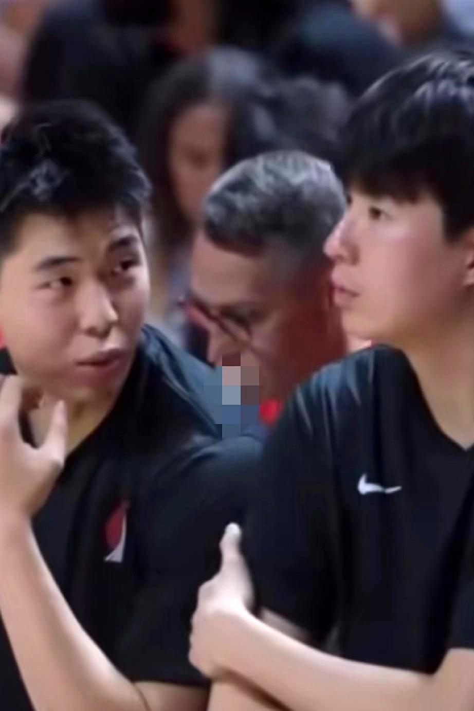 这事儿就有点意思了。崔永熙刚从美国特训回来，还在找CBA的三分线感觉，结果他在美