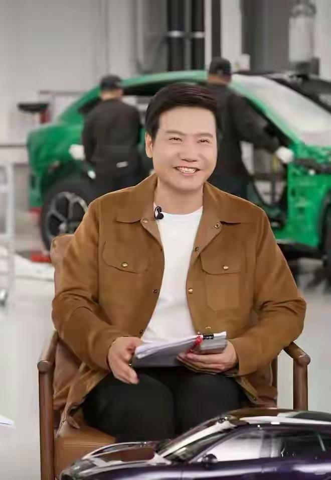 雷军一句“刹车时别打方向盘”，为何让300万老司机连夜道歉？——原来我们差点把命