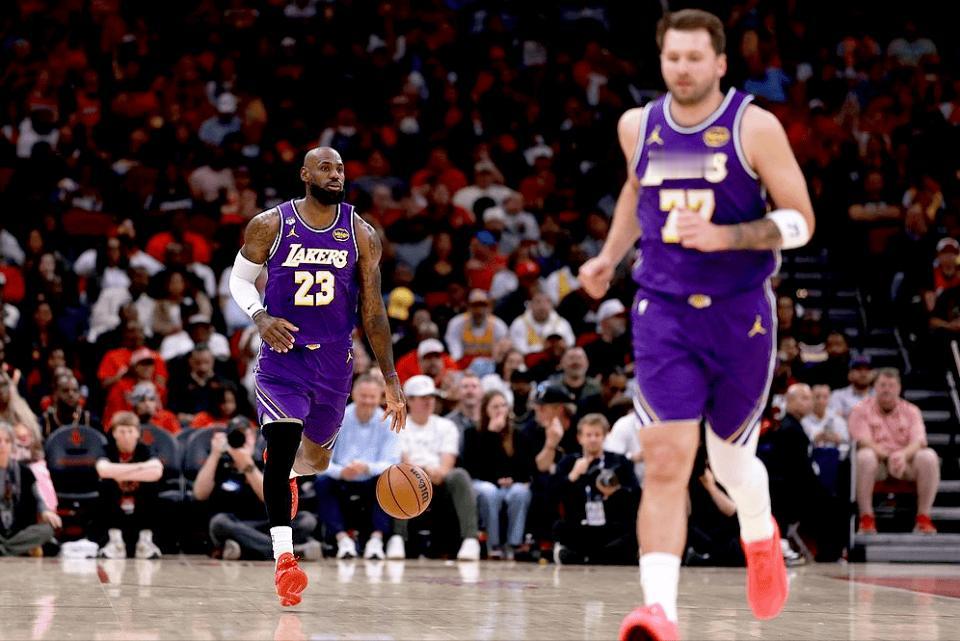 东契奇是不会复出的二级拉伤怎么可能这么快好？就算东契奇复出了，那也是拖着病打，