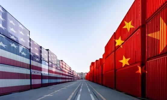 一个致命的信号：中国对美债的万亿级抛售，并非简单的经济考量，而是对美国公然讨论“