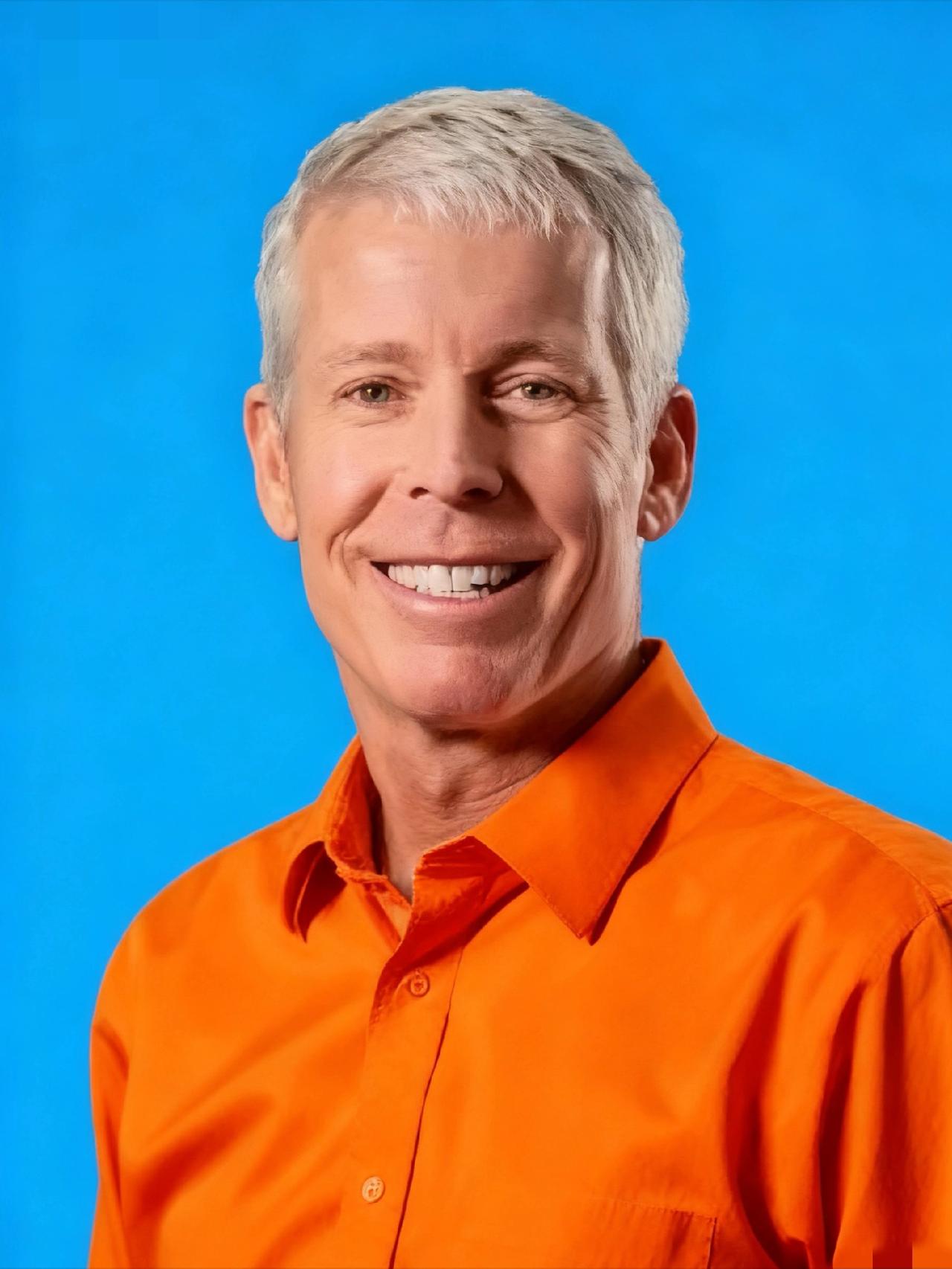 美国能源部长的“双倍赌局”：天然气画饼坑民众，核聚变空话藏私利！