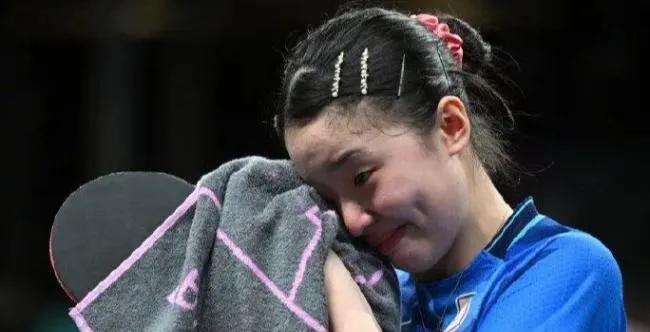 张本美和输给了陈熠，名不见经传的国乒小将，这对心高气傲的张本来说，应该是不小的打