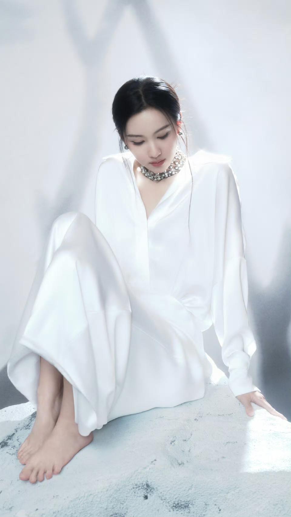 陈都灵这小脚丫真嫩，太可爱了！