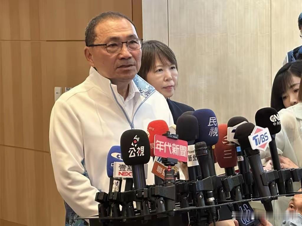 多方传出侯友宜今天会现身凯道，观望许久为何突然又想来了？岛内中联问题油风波延