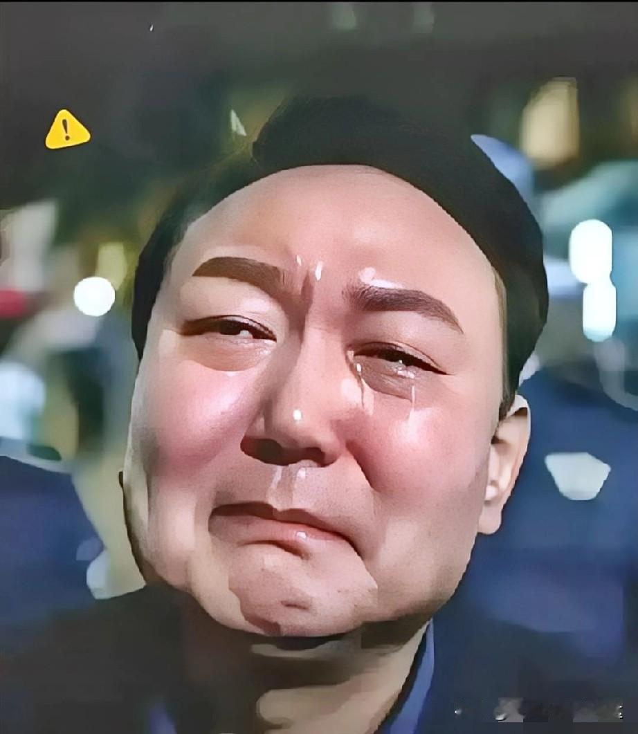 韩国方面消息！2026年1月13日，韩国前总统尹锡悦再次坐上了被告席。他因涉