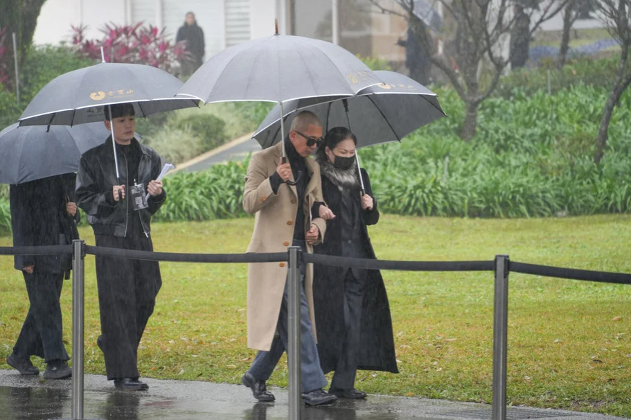 【小S怒骂造谣者】小S说永远感谢具俊晔据台湾联合报，近日有媒体爆料称，由于大S过