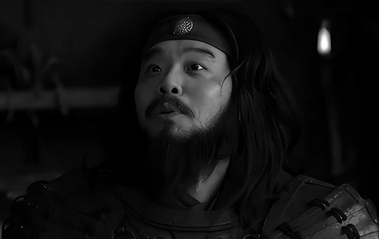 彭越被杀后，头颅挂在洛阳街头，栾布偷摸祭奠。刘邦大怒，要把栾布活活烹了。被扔