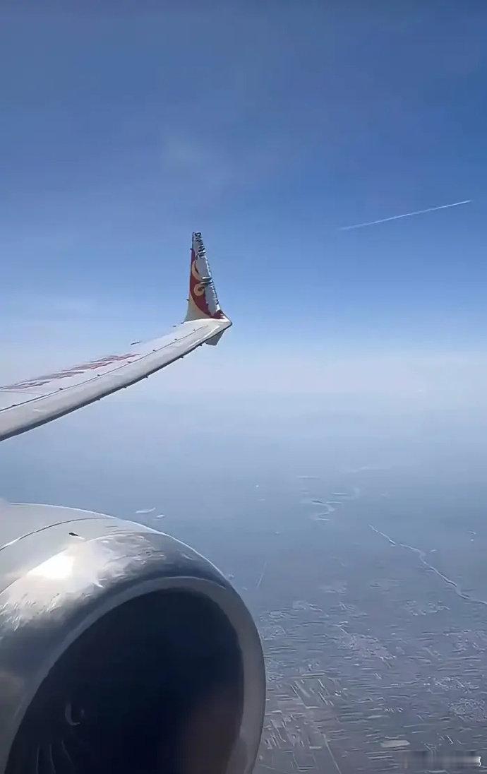 如今航空公司的日子也不好过了？？缝缝补补又一年​​​