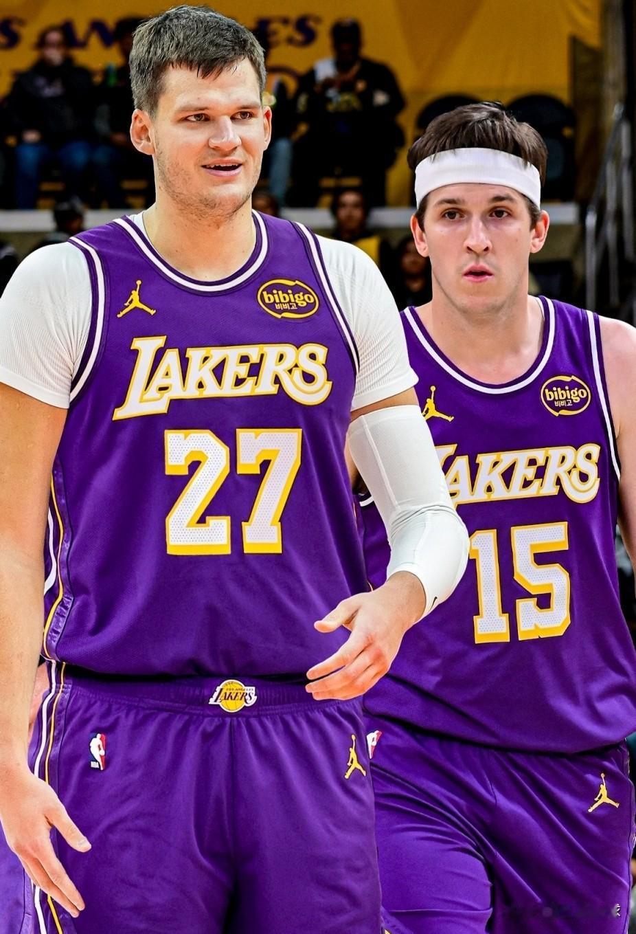 今年休赛期有6位球员拿到了上亿美元续约合同！1、米切尔——骑士队大当家，29