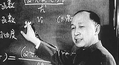 1955年钱学森回国后，发现国内尖端人才严重缺乏，无法承担起当时最关键的装备研
