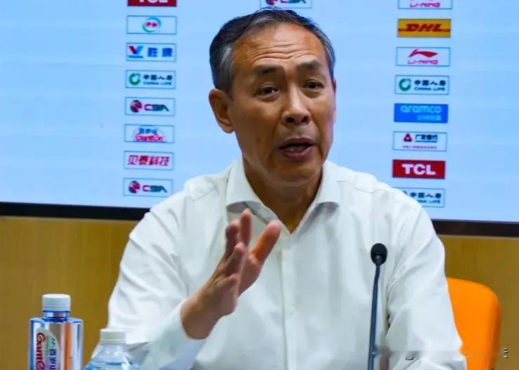 北京大胜上海，赛后传来三个新消息，杨鸣旁观者清，许利民很清醒一、许利民赛后发布