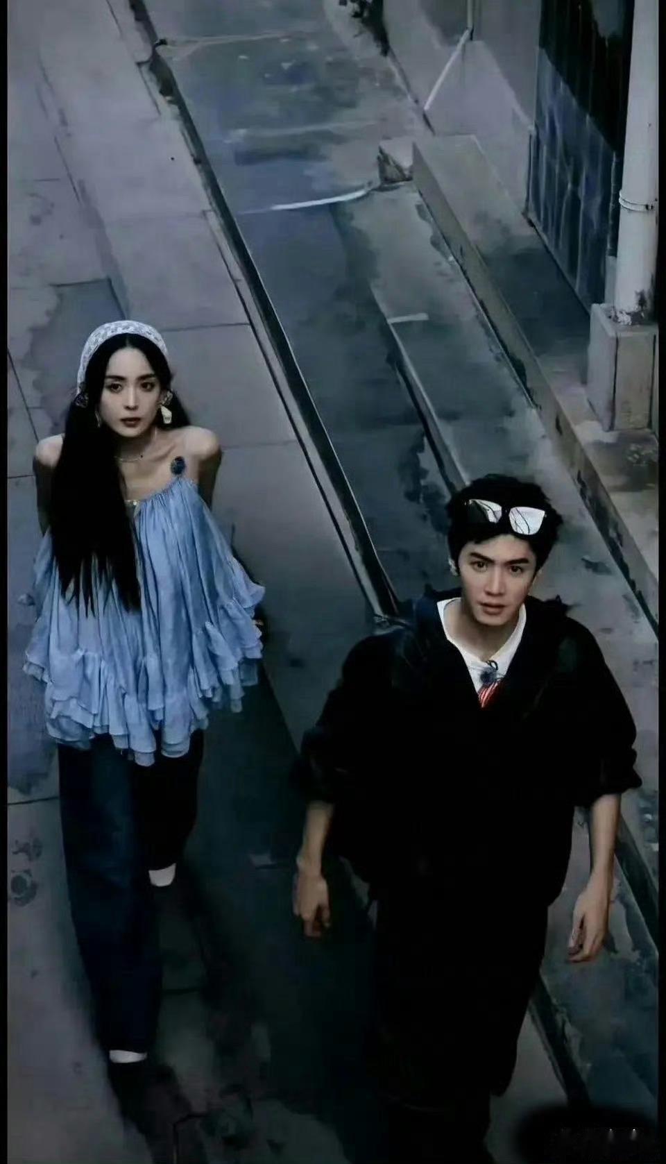 网友：把杨迪P掉，这个图瞬间高级了