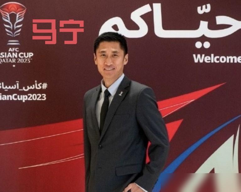 中超身价最高的“标王”热菲尼奥，竟然在众目睽睽之下，把主裁判张雷给“羞辱”了！