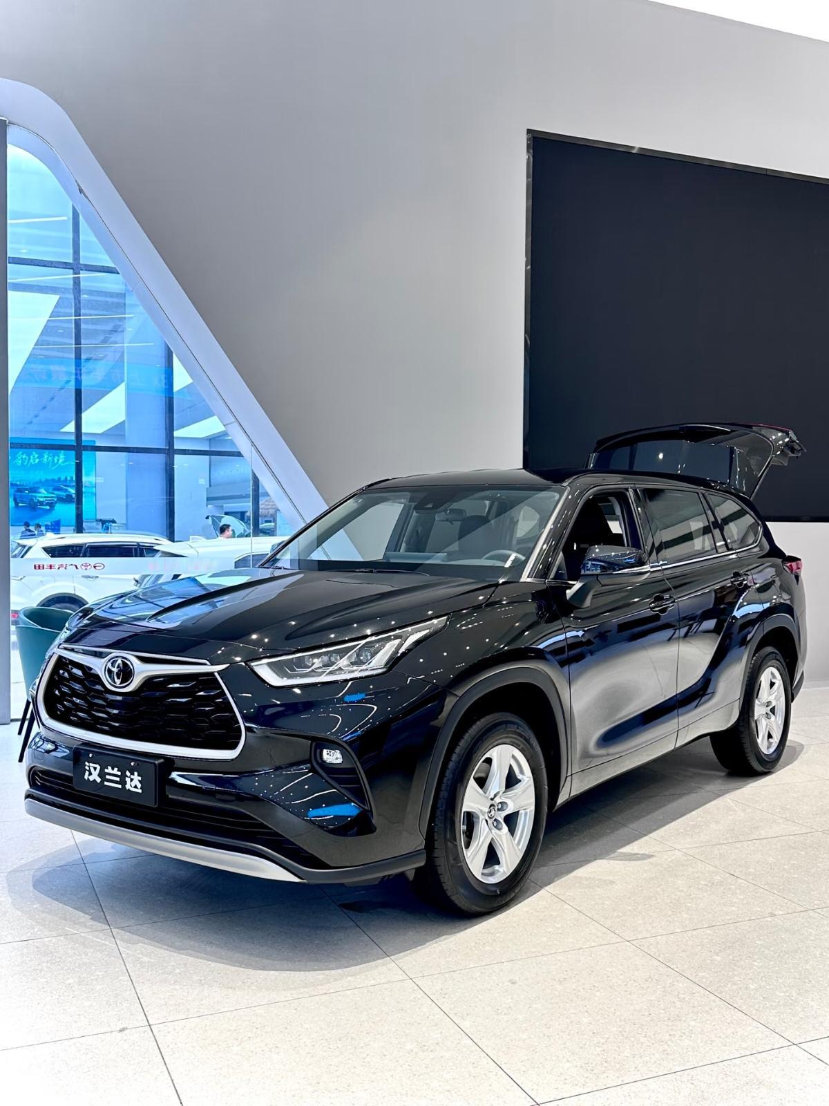 曾经一个个被吹碰上神坛的车，现在也是在国产车的崛起中一个个被踹了下来，汉兰达就是