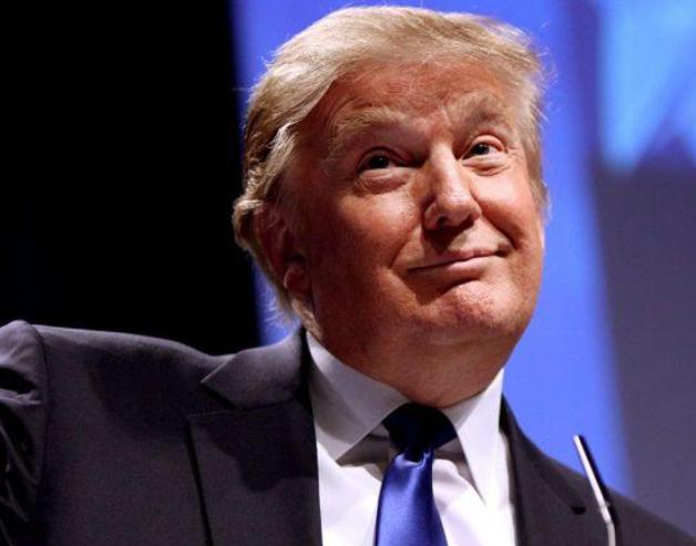 美国总统特朗普已经疯了，烧杀抢夺，无法无天，无恶不作，一到了灭绝人性的地步，天理