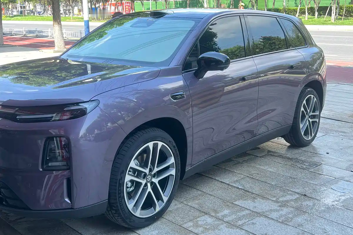 零跑C10，家用中型SUV试驾真实感受