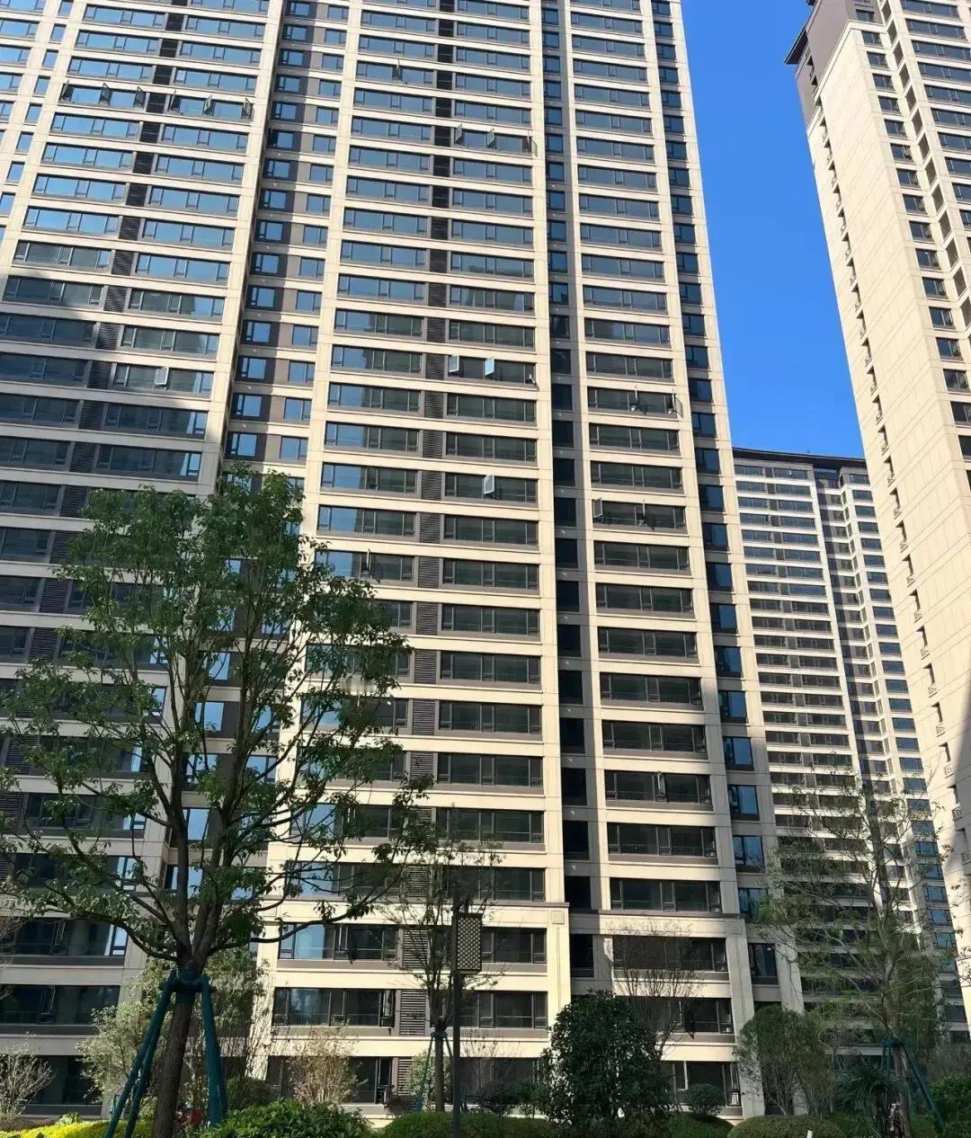 买房最怕踩坑，尤其是楼层选错了，住几十年都难受。2026年房价趋稳，大家更在意实