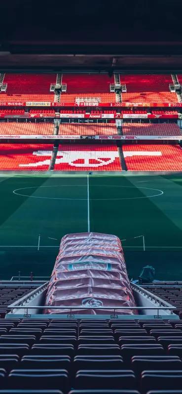 阿森纳确实没法做到像美元一样人人热爱。很多人喜欢阿森纳，是因为它像极了我们的人生