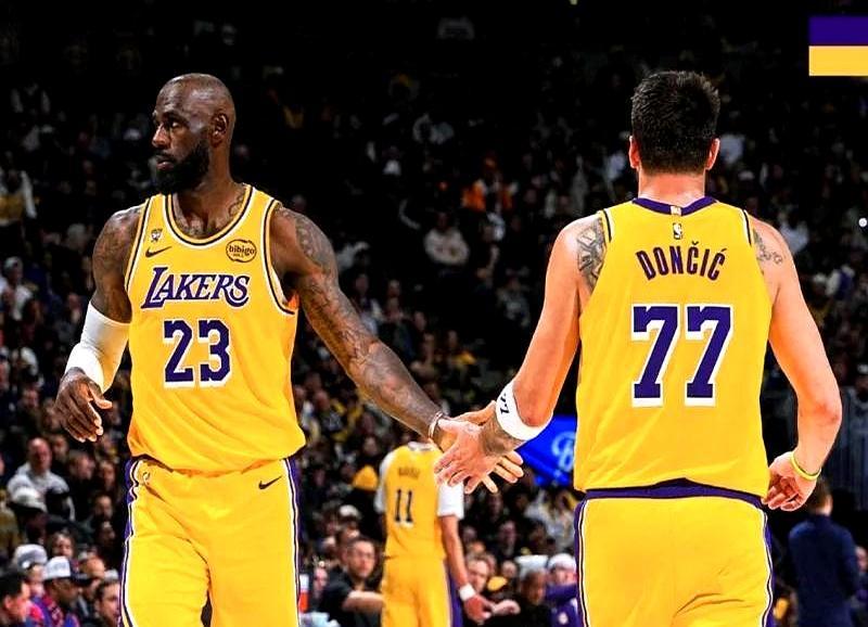 没有詹姆斯的湖人，居然反而冲到了西部第四？刚结束的主场战，湖人120比10