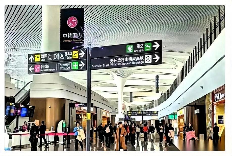 兰州机场，干了件大事。它把所有出差人、旅游党最头疼的一件事，给彻底解决了——换