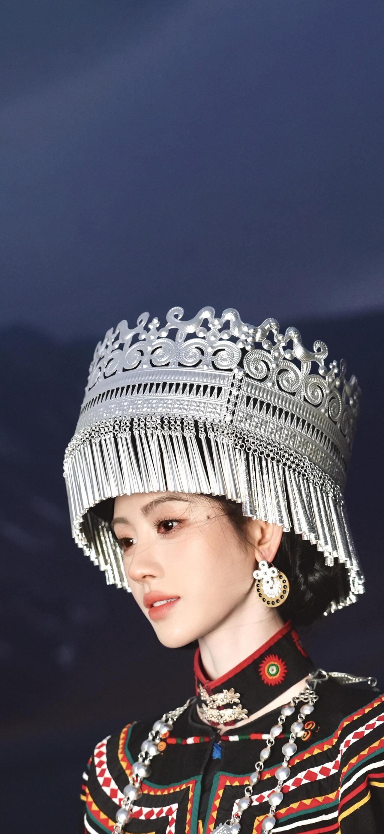 美女壁纸-第6004期-鞠婧祎