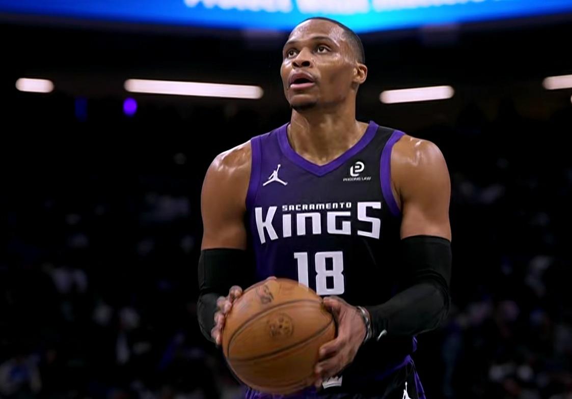 国王疯了吧？这绝对不是爆冷：打爆尼克斯，打爆湖人，打爆火箭，逆天3连胜，这含