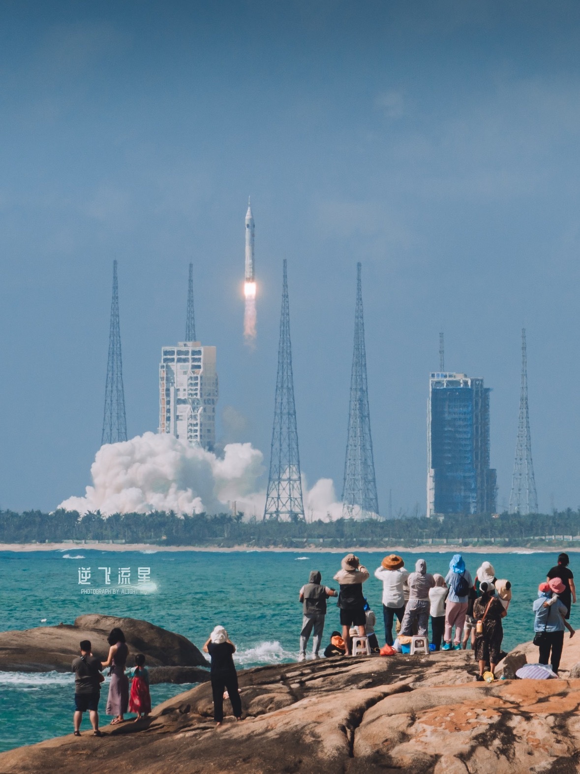 中国人离登月又近了一步学习了一下为什么这次梦舟飞船的飞行中逃逸实验对我们登月有重
