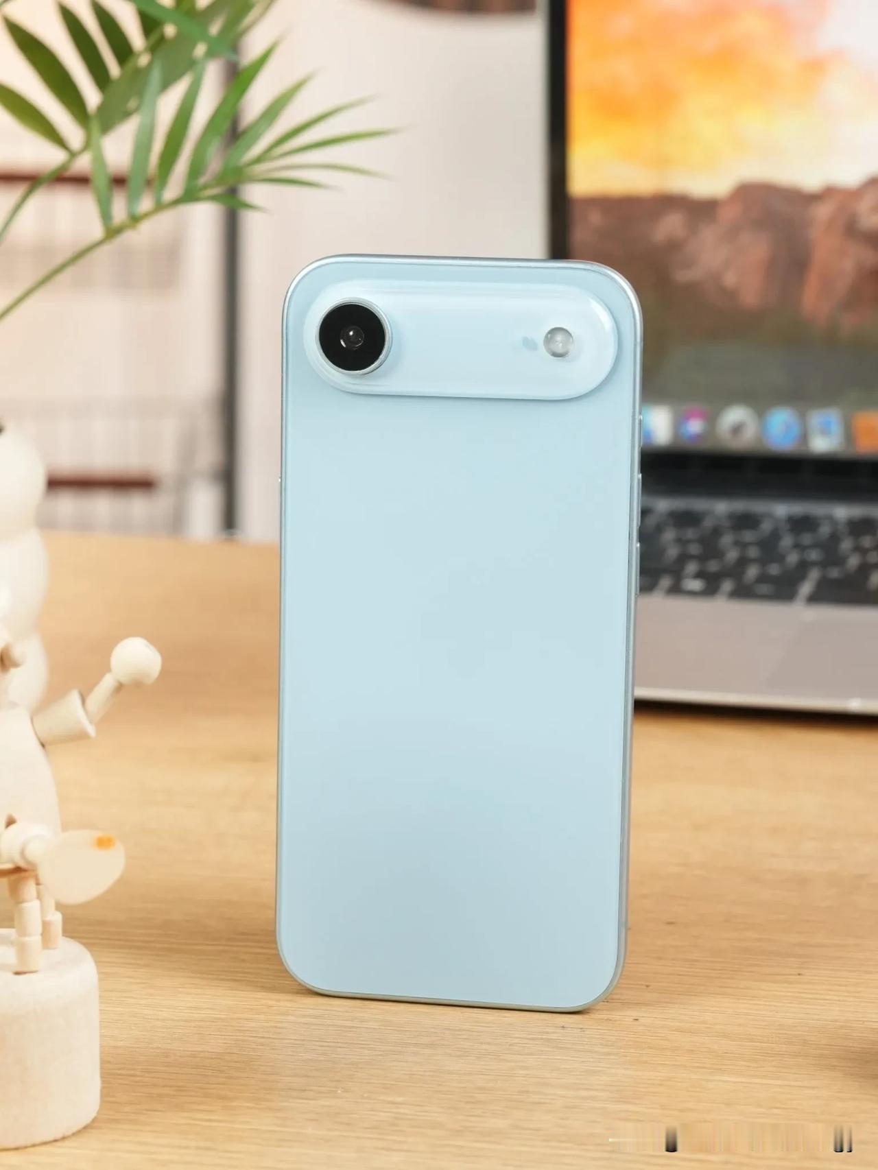 iPhone17Air清新蓝这次Air机型正式替代了plus款，​5.7mm