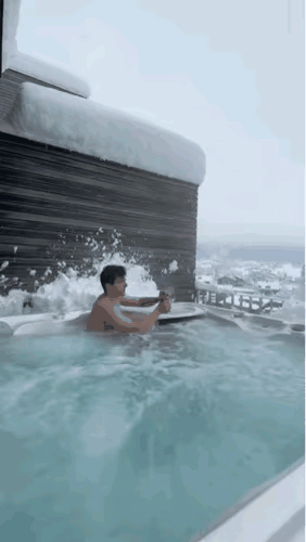 心脏：你丫的作死别带上我。五官：说得好像我很愿意一样。四肢：对，我就是想让你