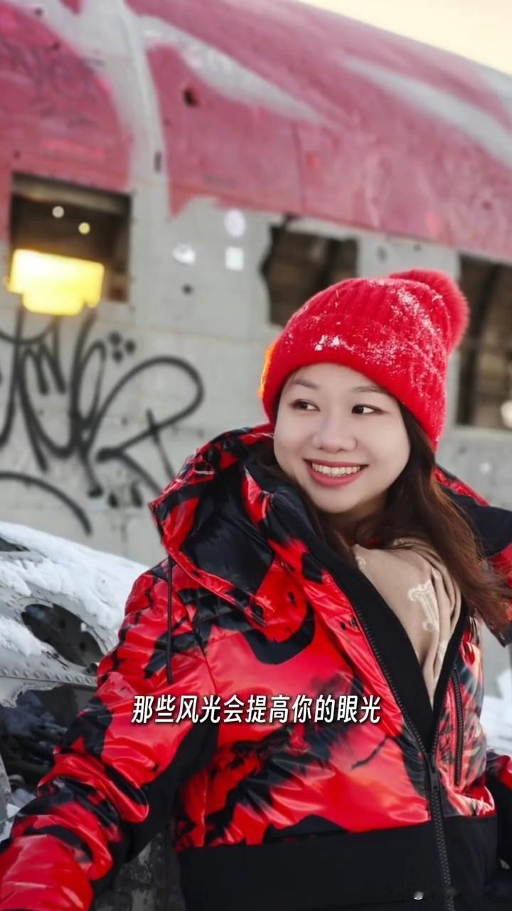 近日，《offer5》带教刘律与实习生王艺妍妤受品牌方邀请到新疆喀什做客。原来王