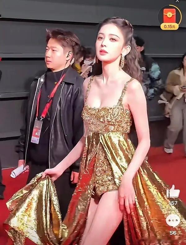 娜扎有神性的美，绝对是顶级美女娜扎有神性的美，绝对是顶级美女