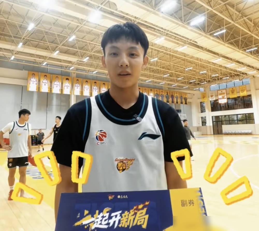 广东宏远全队就他一个没过，张皓嘉。9月30日CBA体测结果一公布，26人挂科名单里，广东只有这一个独