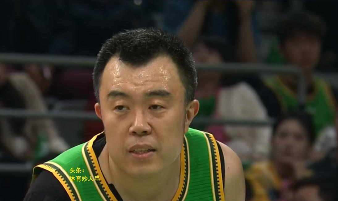 韩德君：曾有球队出高价联系我，但是，一直留在辽宁队效力，我不后悔。在前段时间，