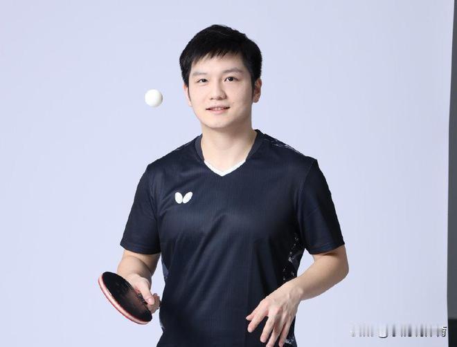 都是国乒一线球员，为啥唯独樊振东拿下乒坛独一无二的重磅荣誉？这一届全球形