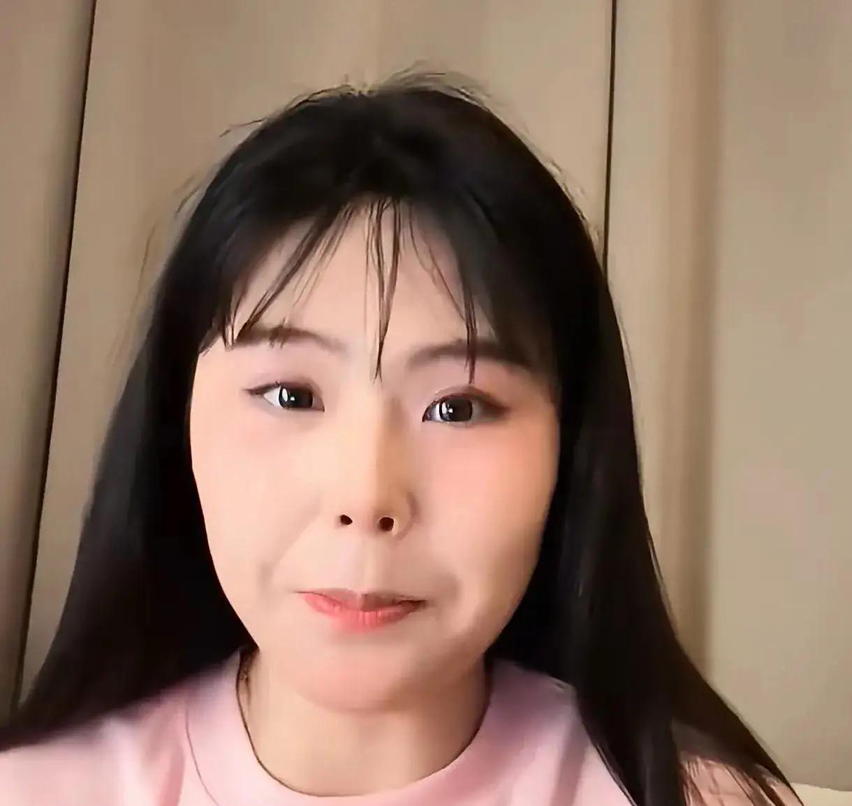 李月汝职业生涯到底赚了多少钱？1；WNBA生涯赚了25.3万美元；2；w