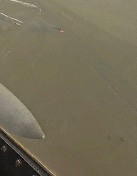 委内瑞拉“空中擒敌”：三架F-16逼降神秘飞机，美方警告暗藏玄机