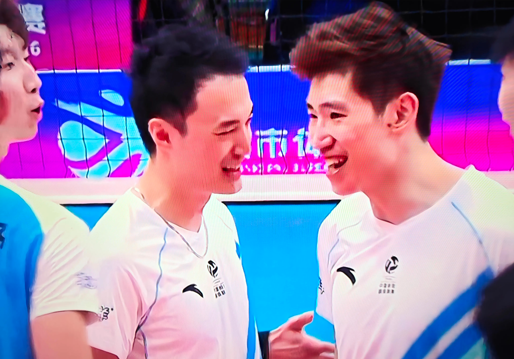 中国排球超级联赛季后赛，全华班的北汽男排3比0战胜拥有三外援的保定沃隶男排。保