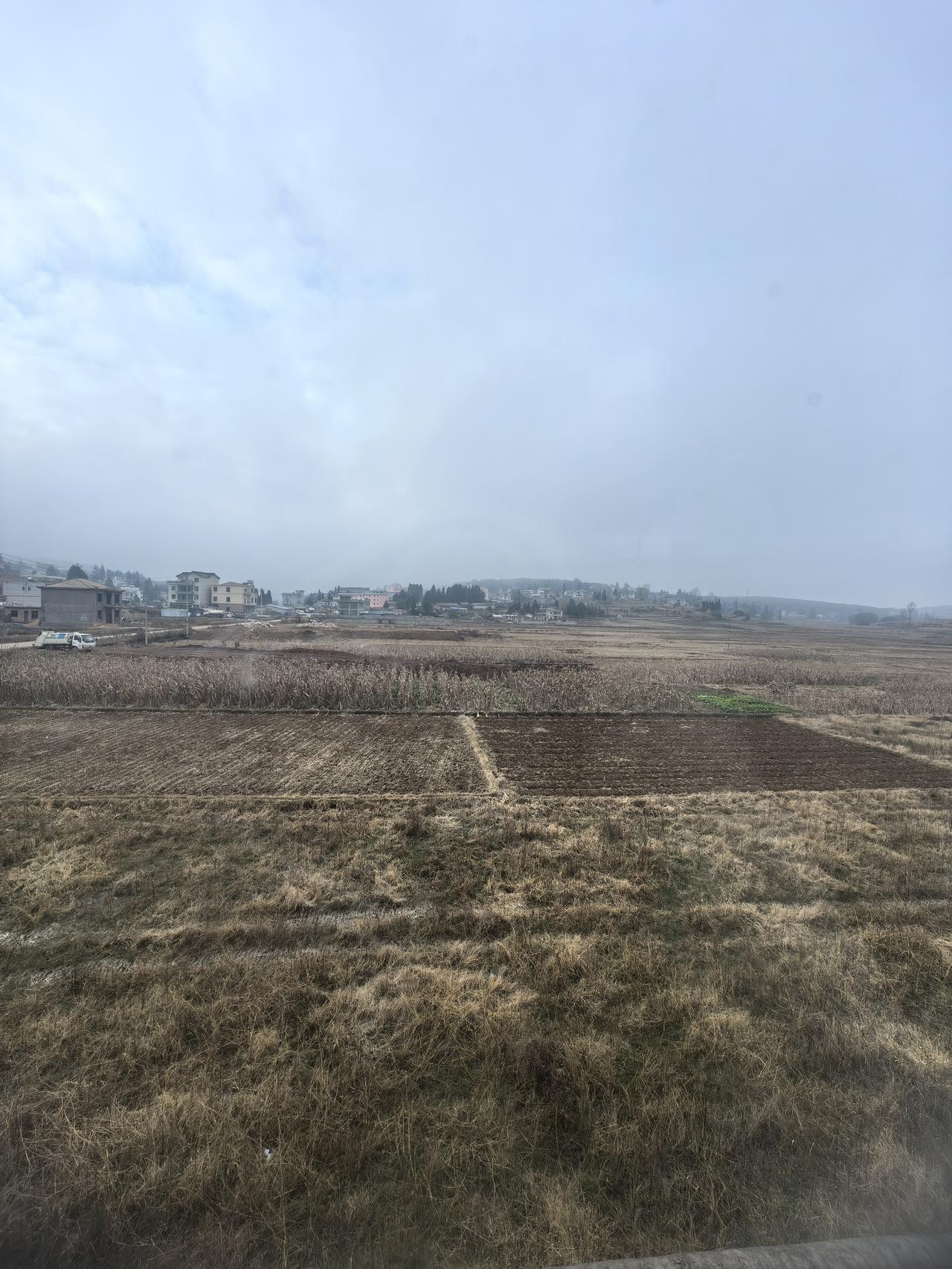 农村的乡亲们注意了！下一轮土地承包马上要来了，那些之前把土地“卖了”（被征用）的