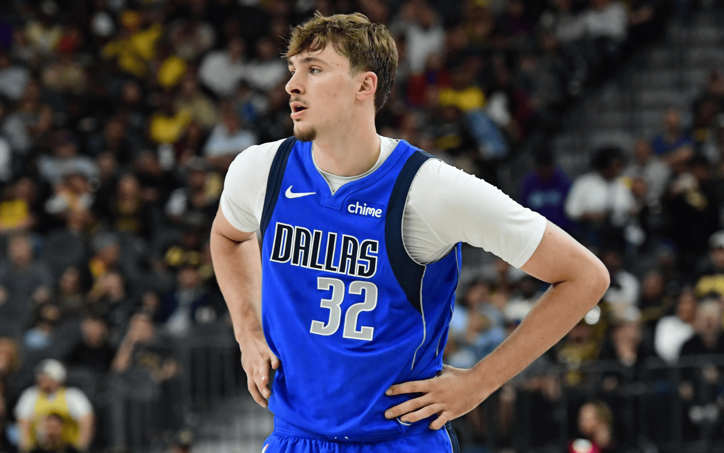 NBA揭幕战，独行侠以92-125不敌马刺。赛后，美国知名体育评论员Skip