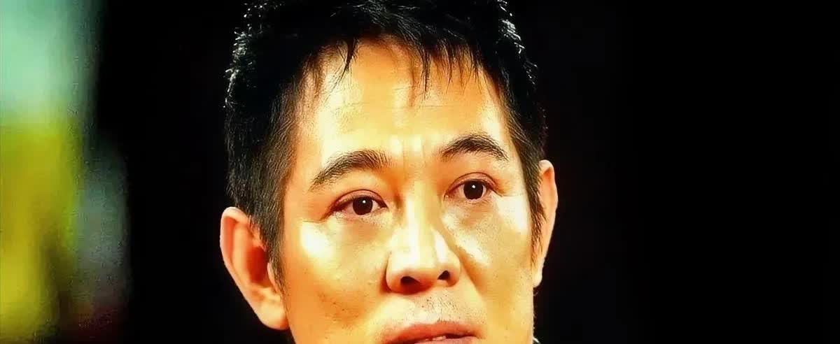 谢苗点评李连杰那话真是透彻！他坦言自己和李连杰论功夫不相上下，可李连杰眼